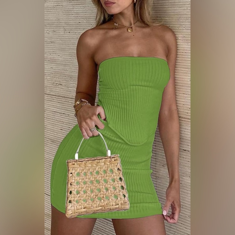 Two Piece Outfit Bandeau Crop Top Bodycon Skirt Set color green NWOT siz…